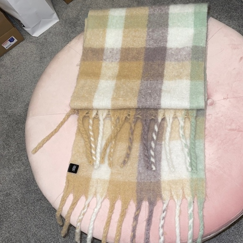 Blanket scarf